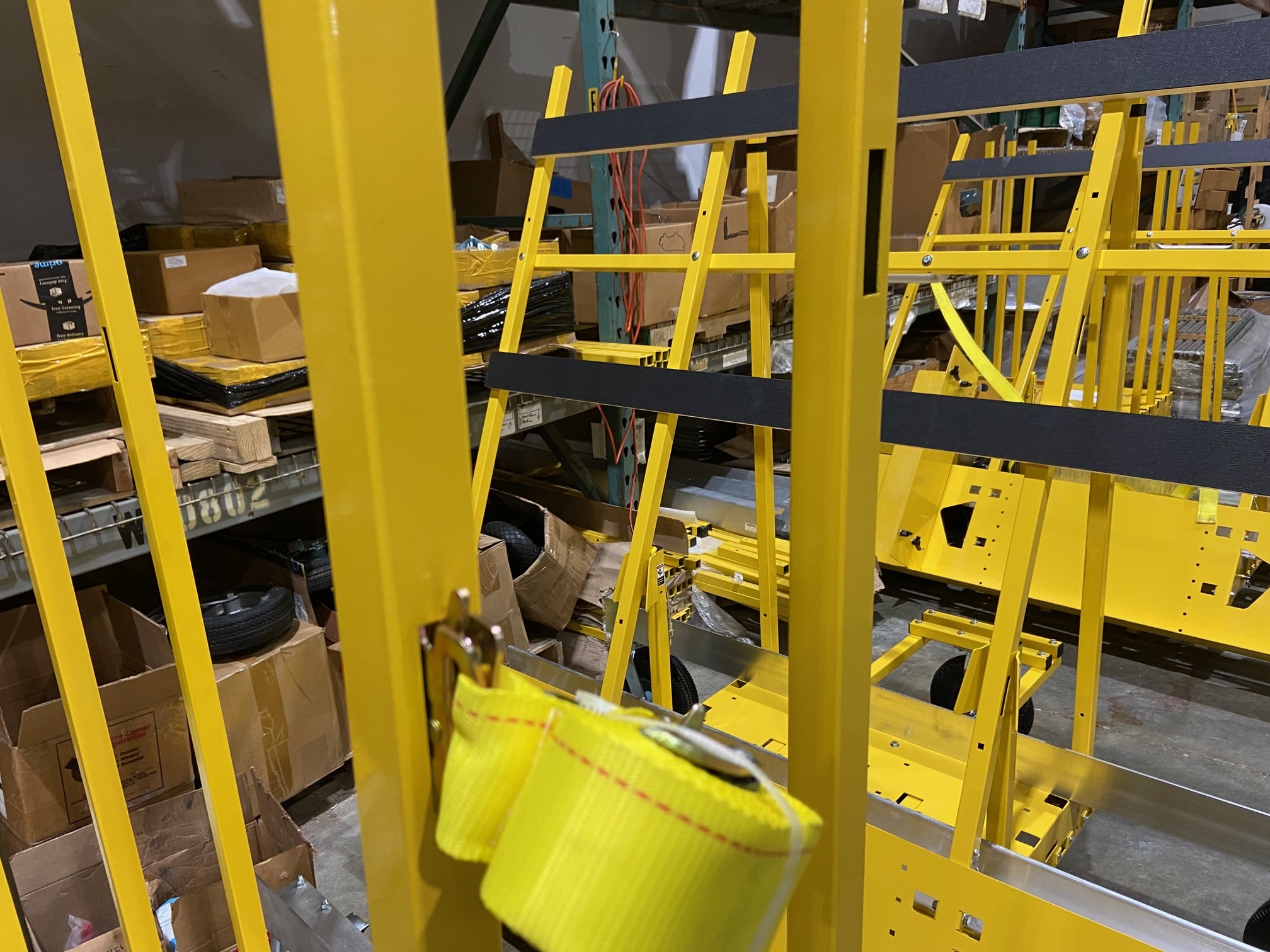 Motorized Dolly for Easy Material Handling in Tight Spaces